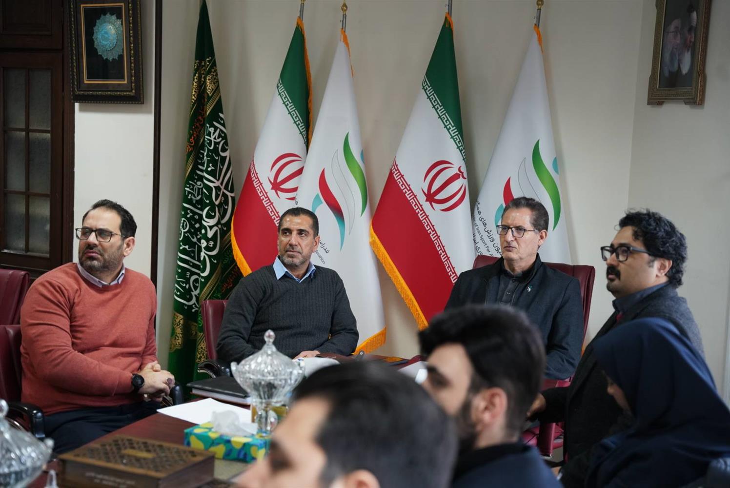 نشست مشترک مسئولین انجمن بازی های فکری با رییس فدراسیون ورزش‌های همگانی